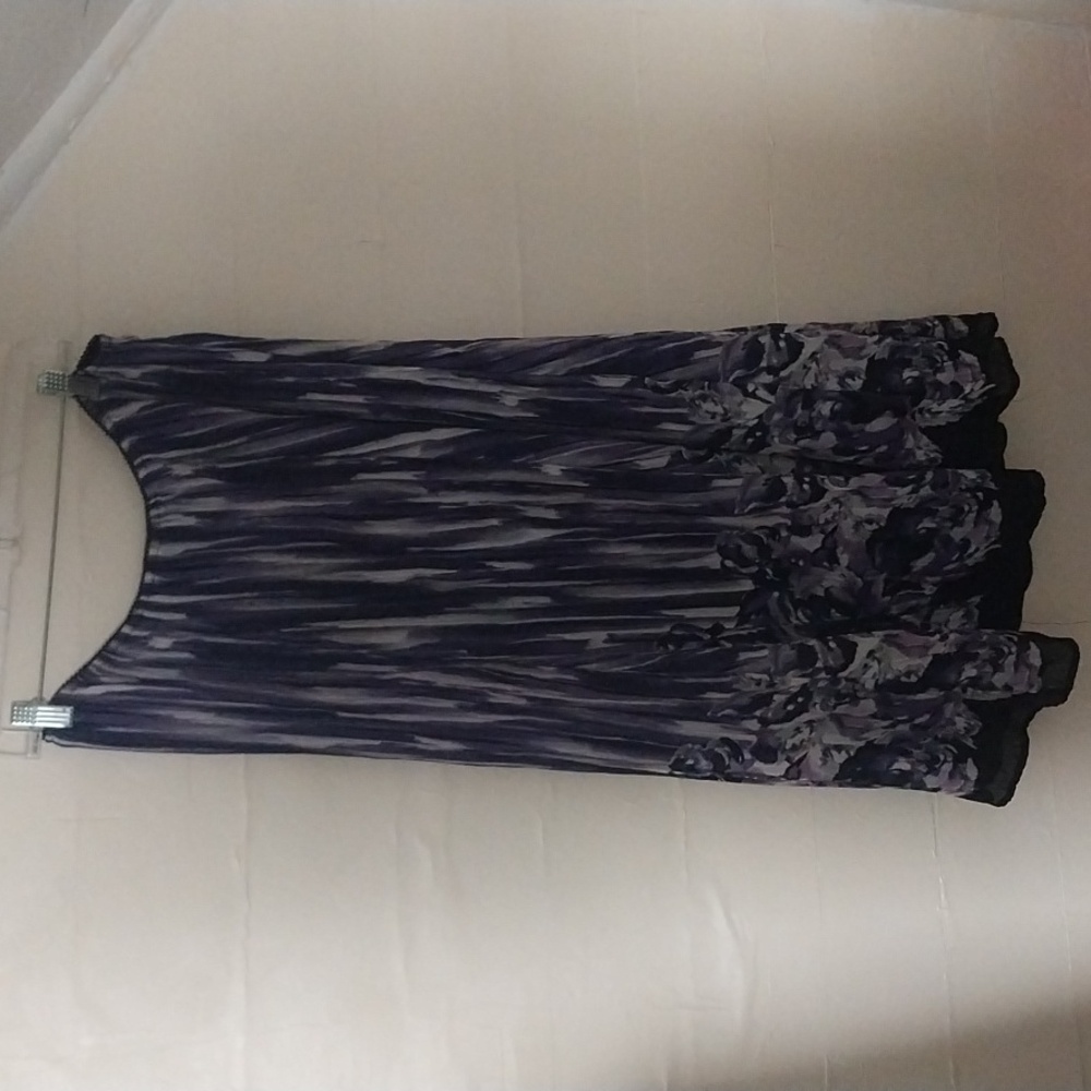 Purple and Black Patterned Skirt EUC